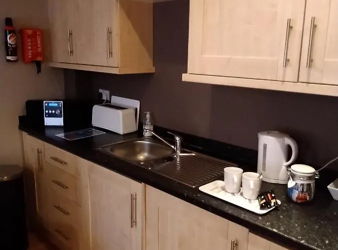 Victoria Cloisters Apartment