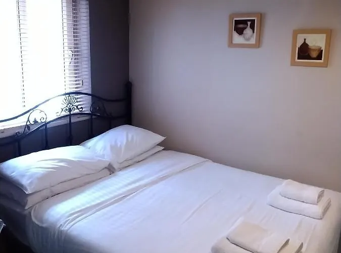 Victoria Cloisters Apartment *