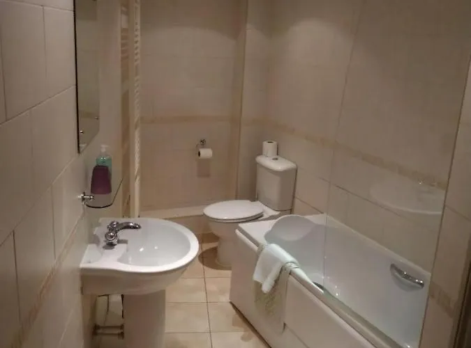 Apartment Victoria Cloisters