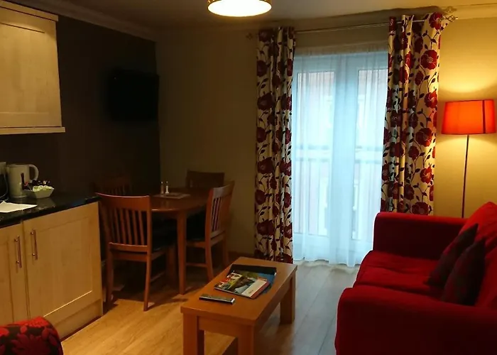 Victoria Cloisters Apartment