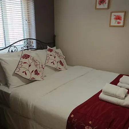 Victoria Cloisters شقة *